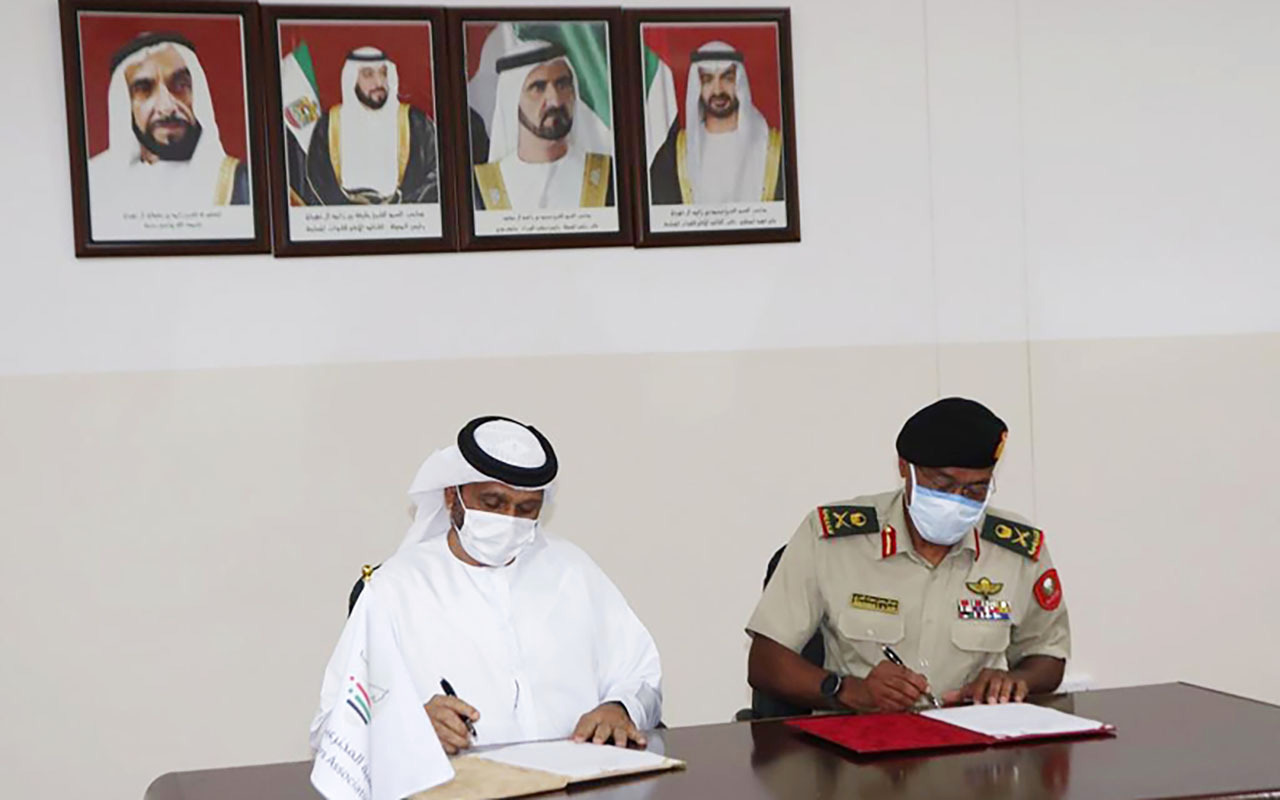 The Ministry of Defense and the Emirates Inventors Association "sign a memorandum of understanding"